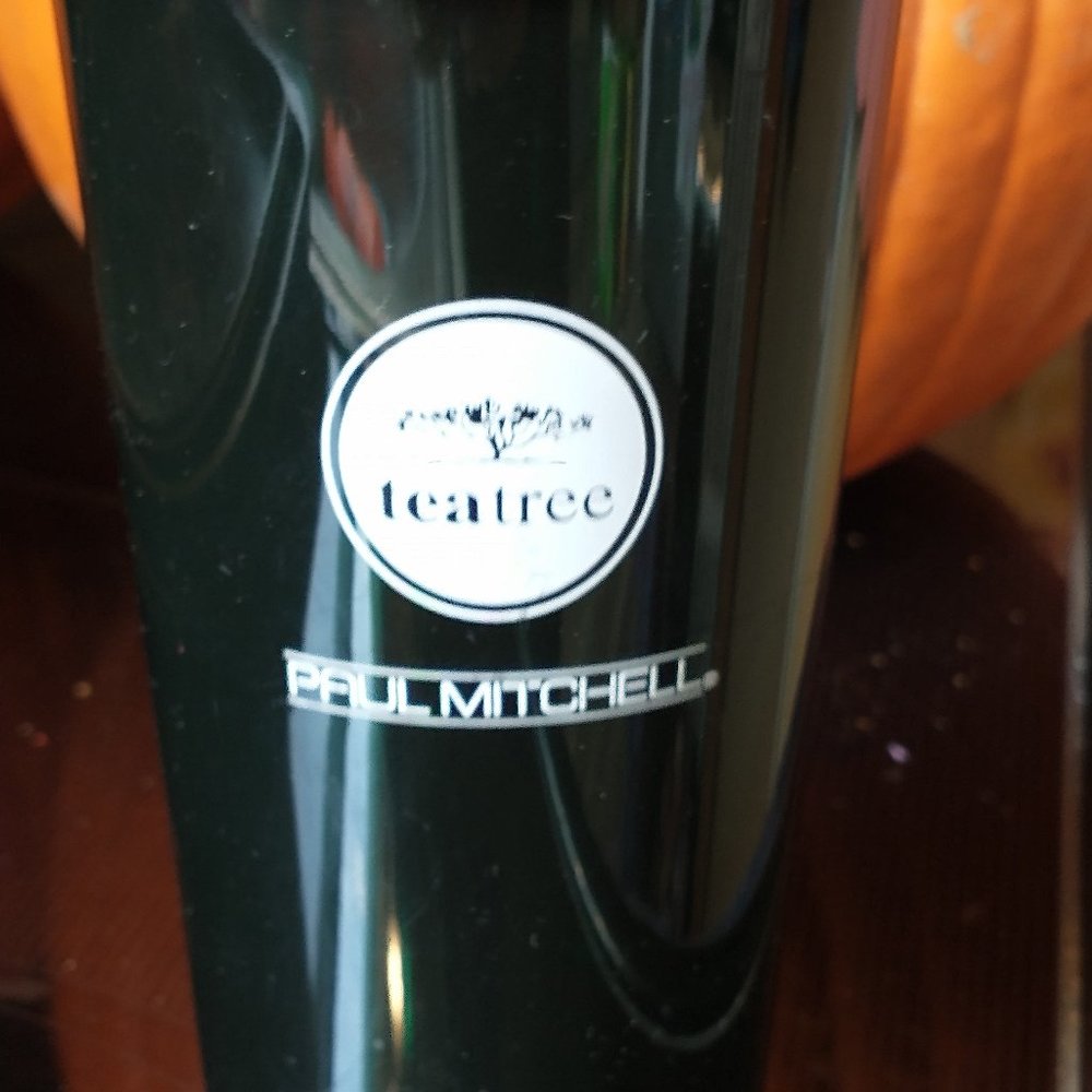 PAUL MITCHELL TUMBLER.... LIKE NEW